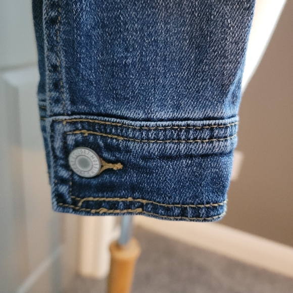 Jean Jacket - Picture 6 of 7